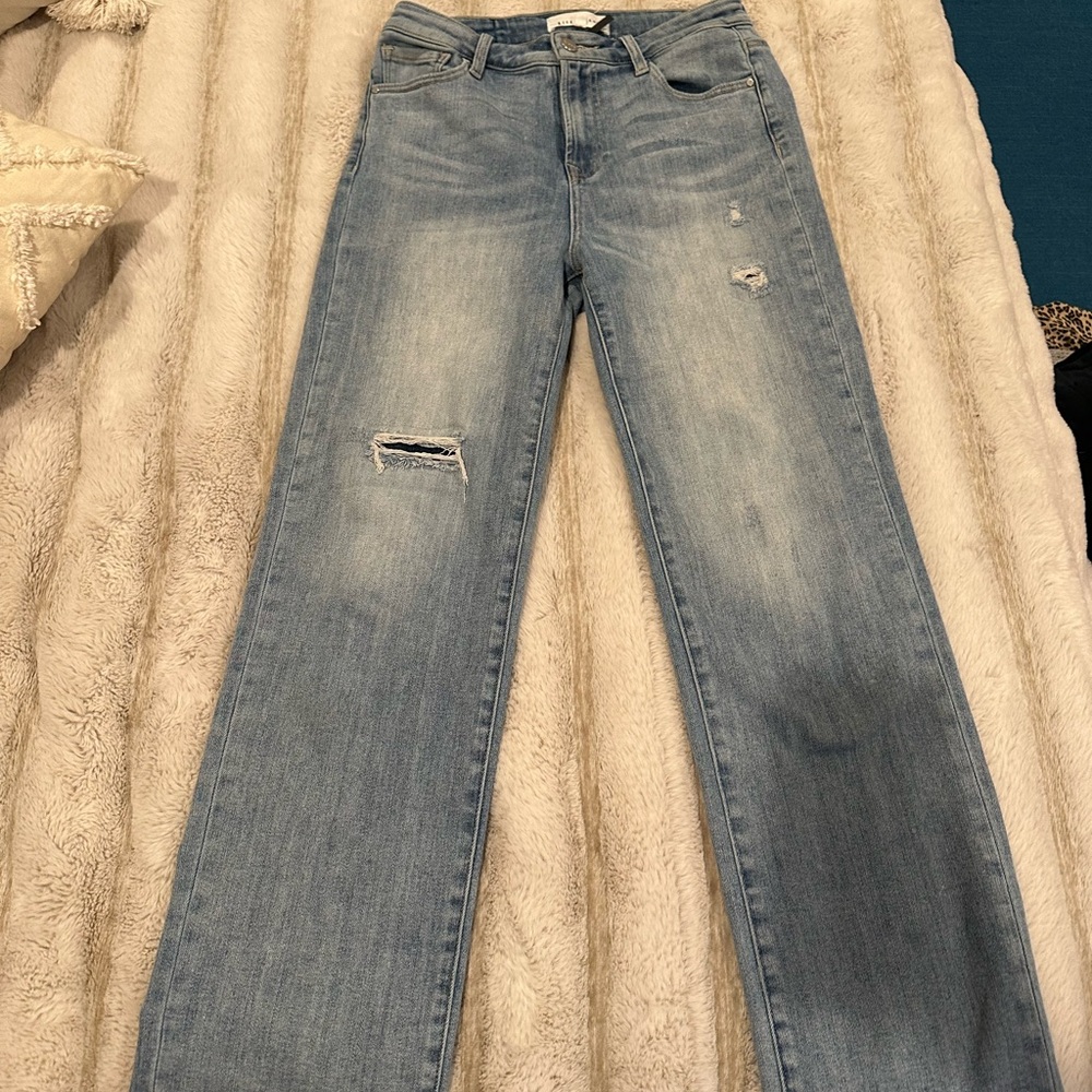 Risen jeans, Size 7, Waist 28”
